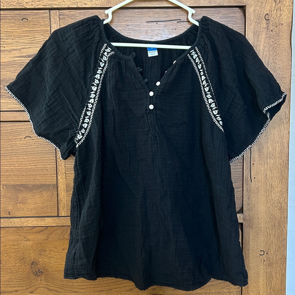 Old Navy Black Blouse with White Embroidery